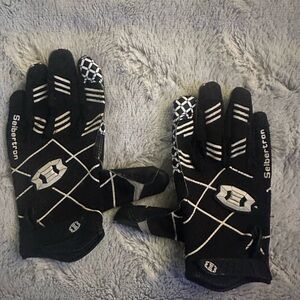 Seibertron Pro 3.0  Football Receiver / Skill Gloves Youth size Large Black